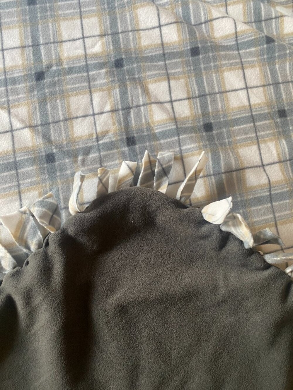 Handmade Fleece Blanket 46x65 Blue Gray Cream Plaid Throw/Blanket